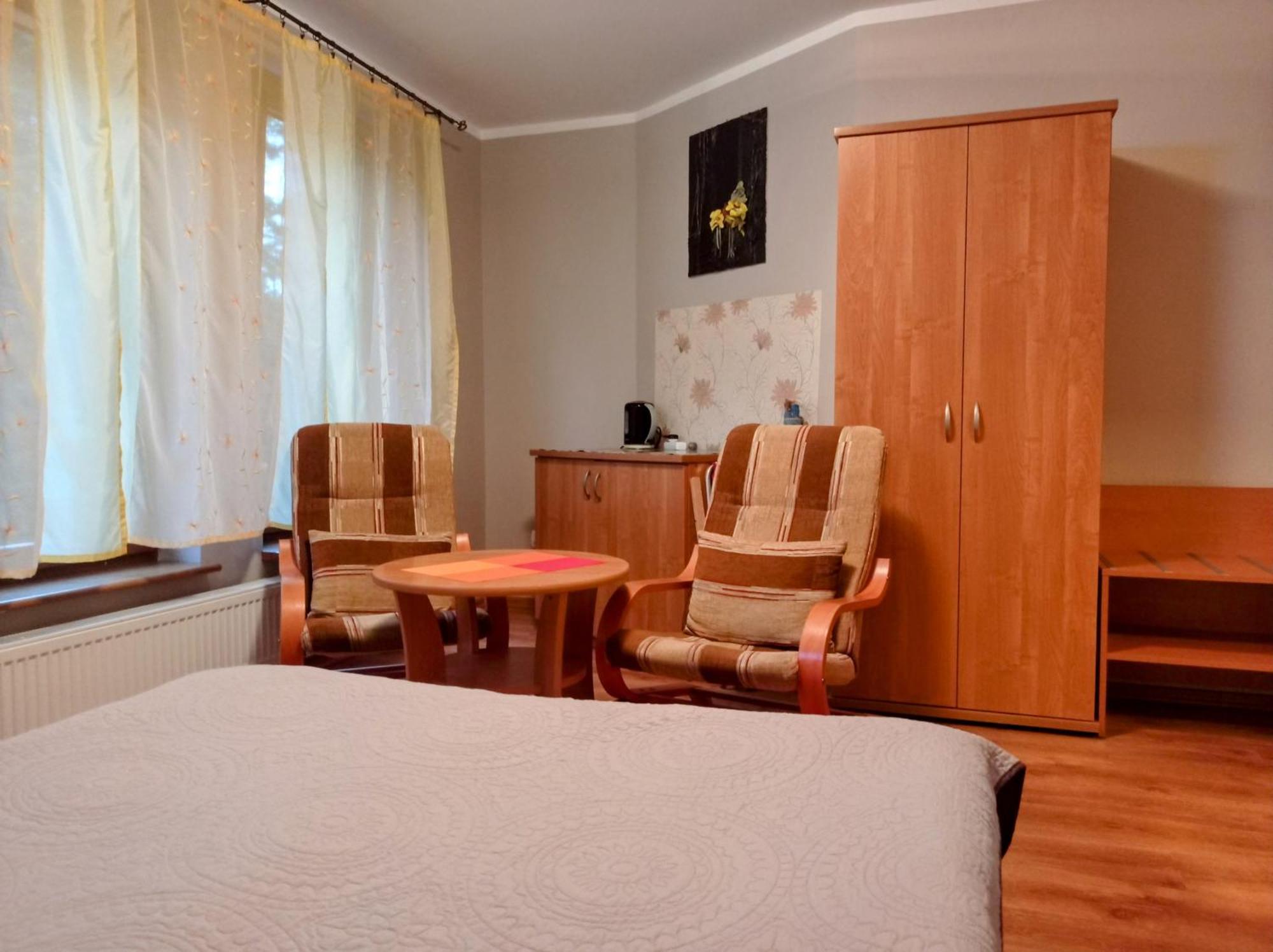 Dom Goscinny Agcez Miedzywodzie Bagian luar foto